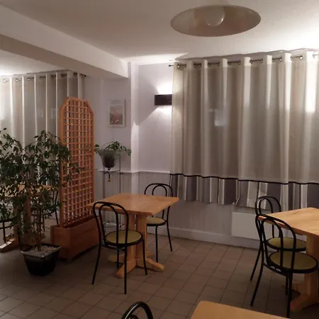 Le Bastide 3* Насбиналь